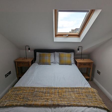 Top Floor Apartment Лландидно Экстерьер фото