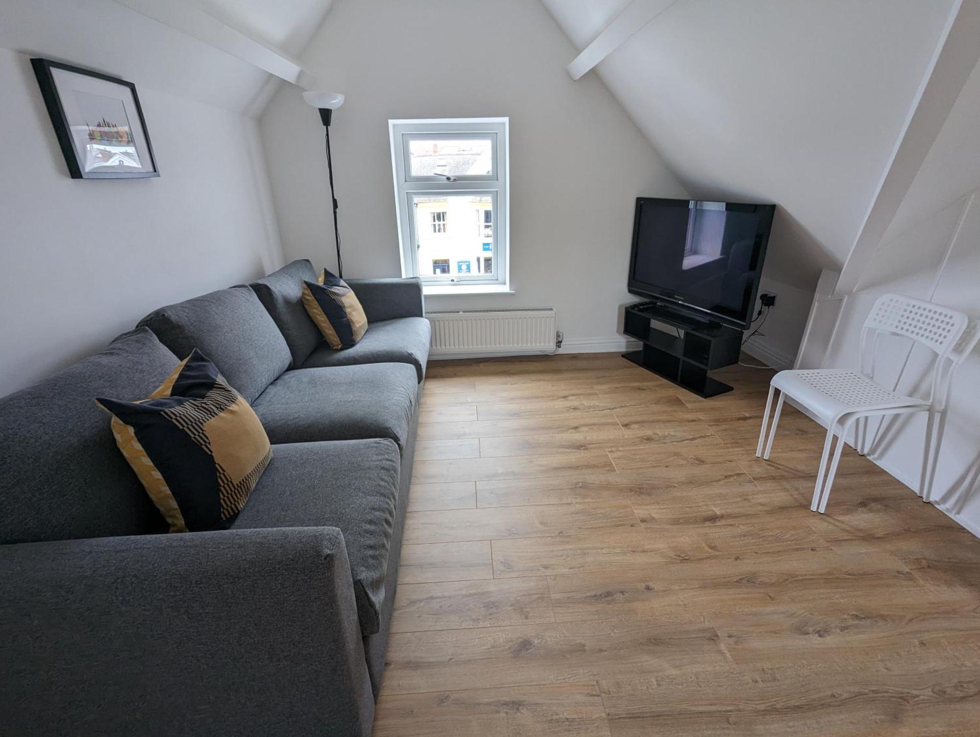 Top Floor Apartment Лландидно Экстерьер фото